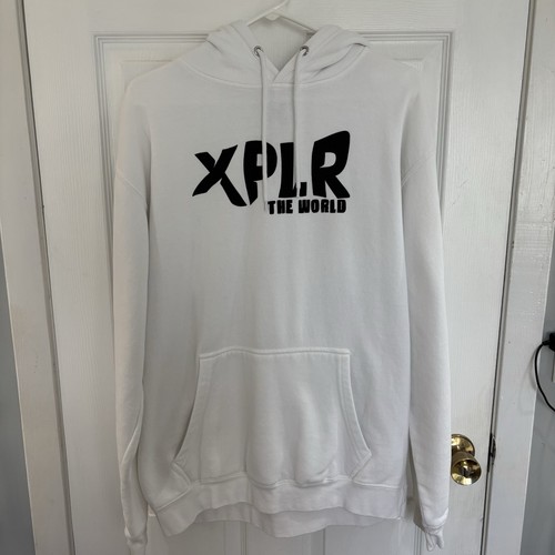 Xplr the world sam and - xplr,
